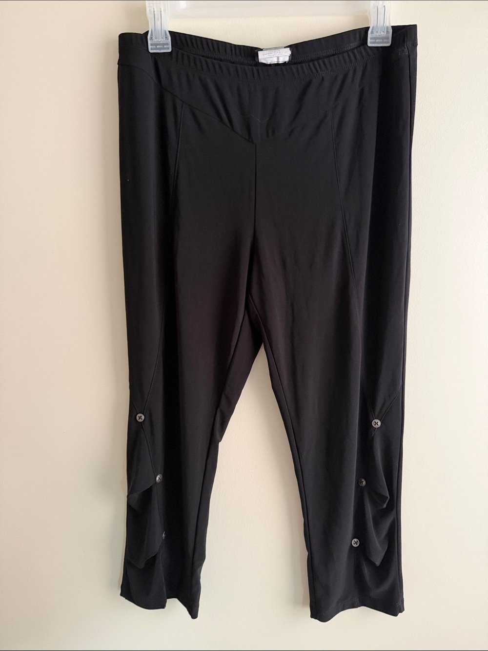 Bali Black Pull-On Capri Pants with Button Accent